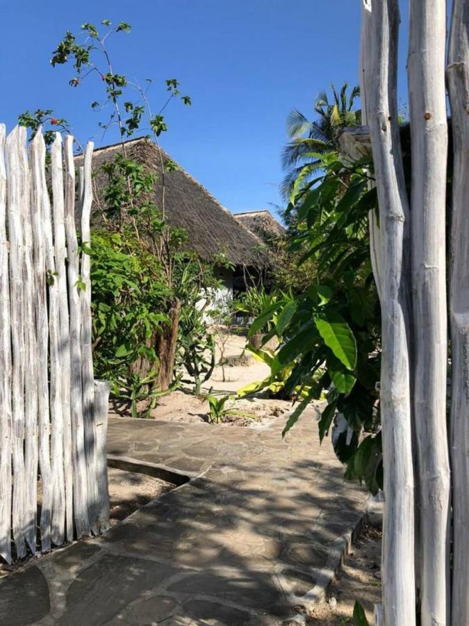 Mbuyu Lodge Watamu Exteriör bild